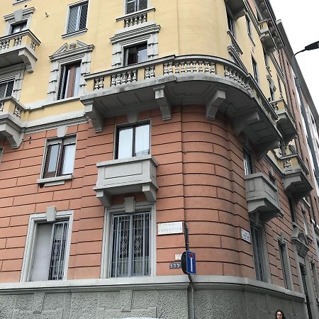 Hotel Paris Milão Exterior foto